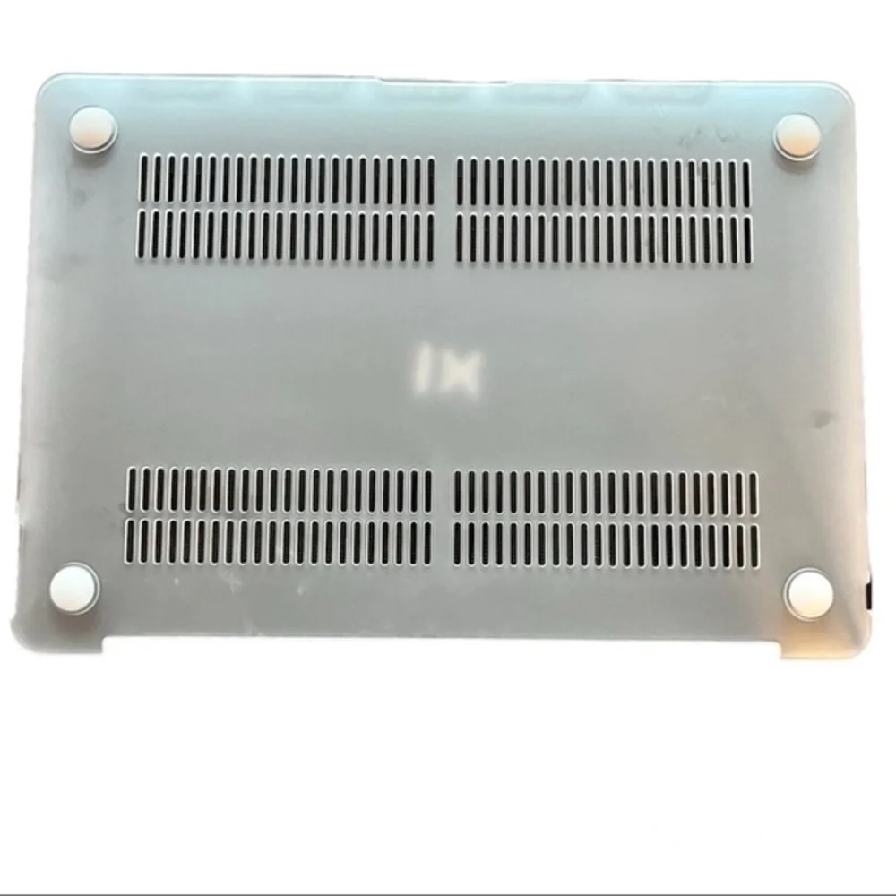 Digital Basics Exoshield Clip-On Case for Macbook Air 13